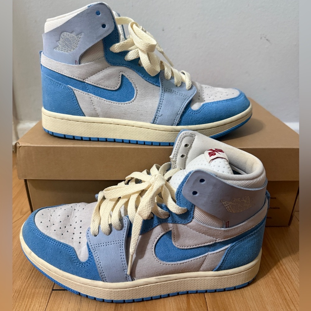 Jordan 1 High Zoom Air CMFT 2
Phantom University Blue Women's